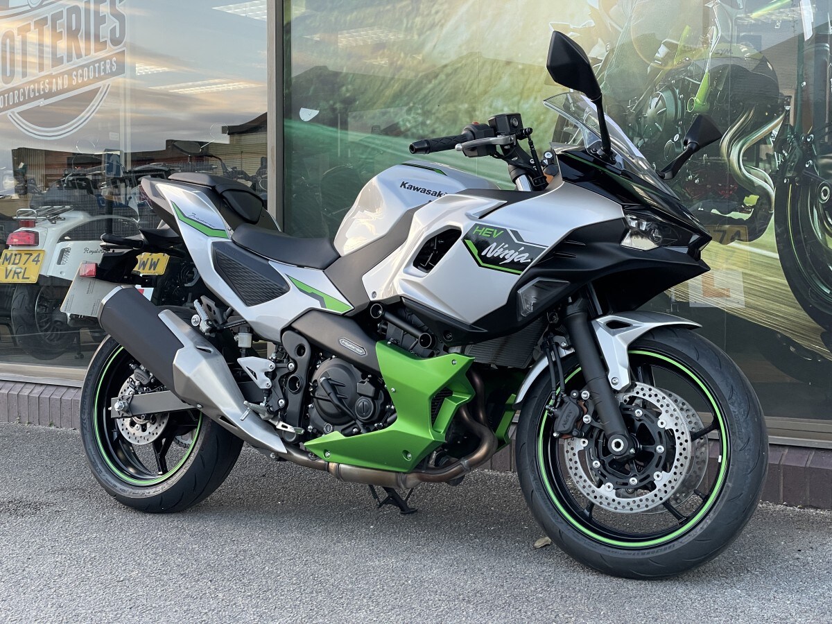 Used Kawasaki Ninja 7 Hybrid 2024 for sale - 78396267: Photo 3