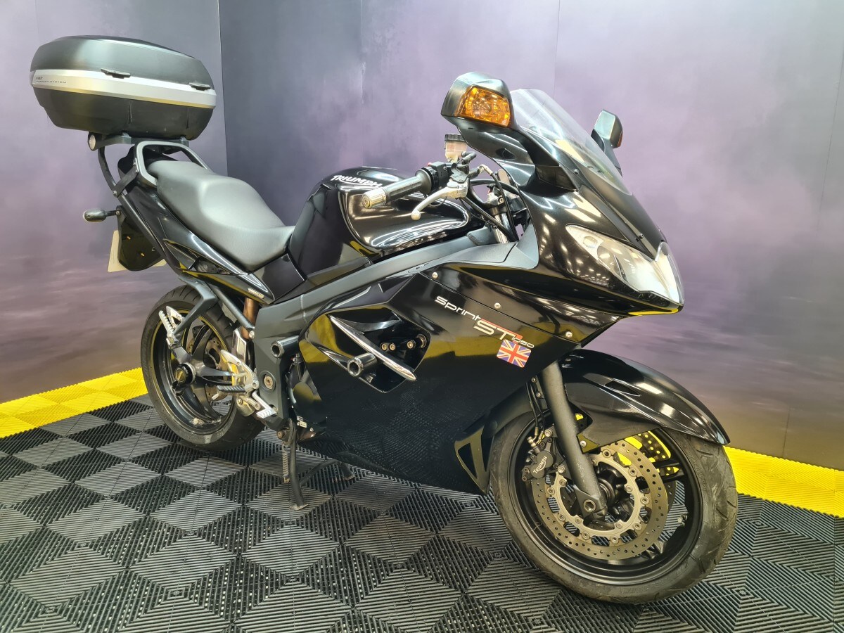 Used Triumph SPRINT ST 1050 2011 for sale - 78659962: Photo 4
