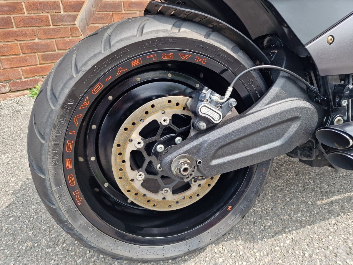 Used Harley-Davidson FXDR SOFTAIL 114 1868 19 2019 for sale - 78394736: Photo 11