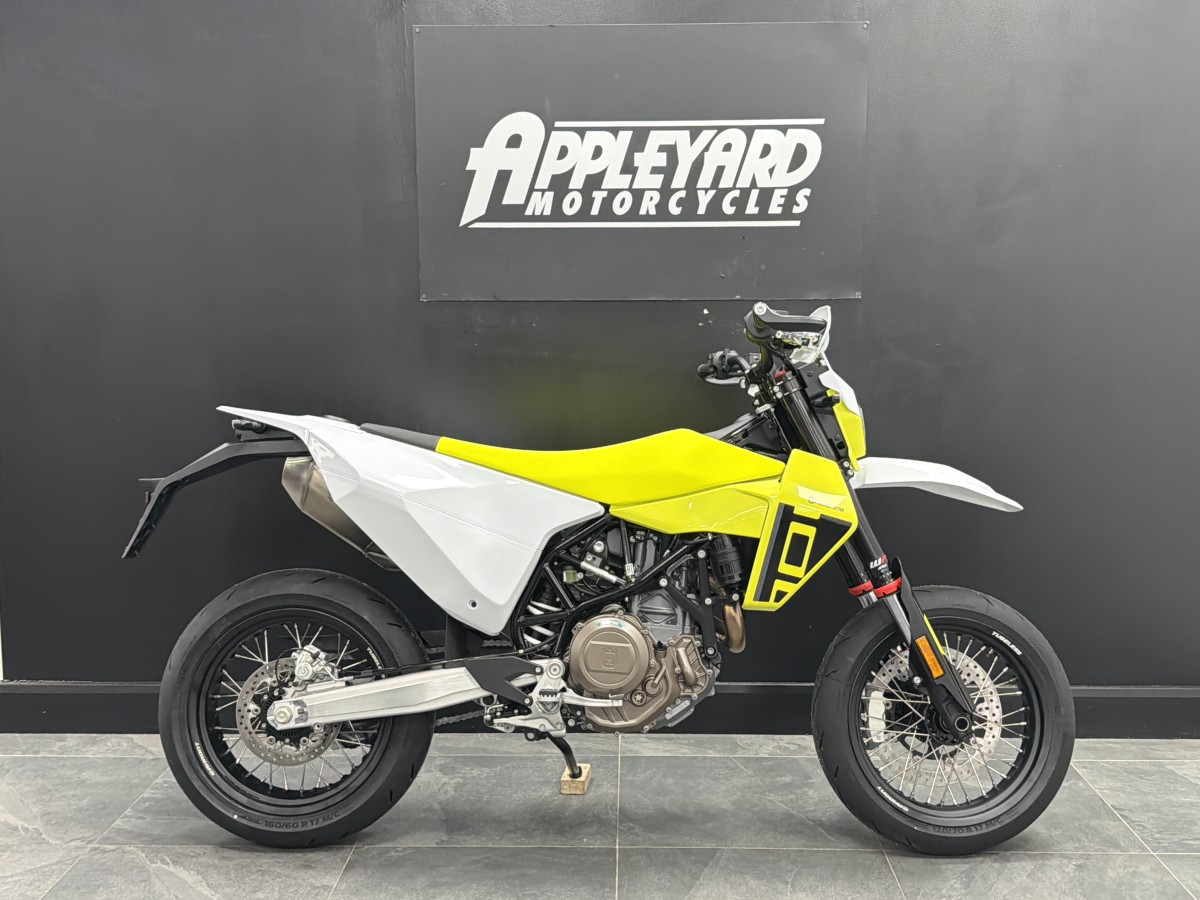Used Husqvarna 701 supermoto for sale - 78395622: Photo 12