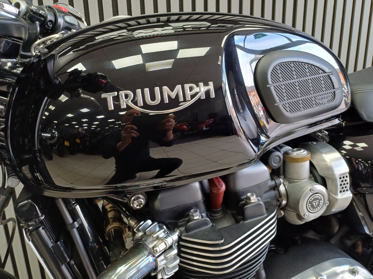 Used Triumph THRUXTON 1200 2020 for sale - 78394984: Photo 13