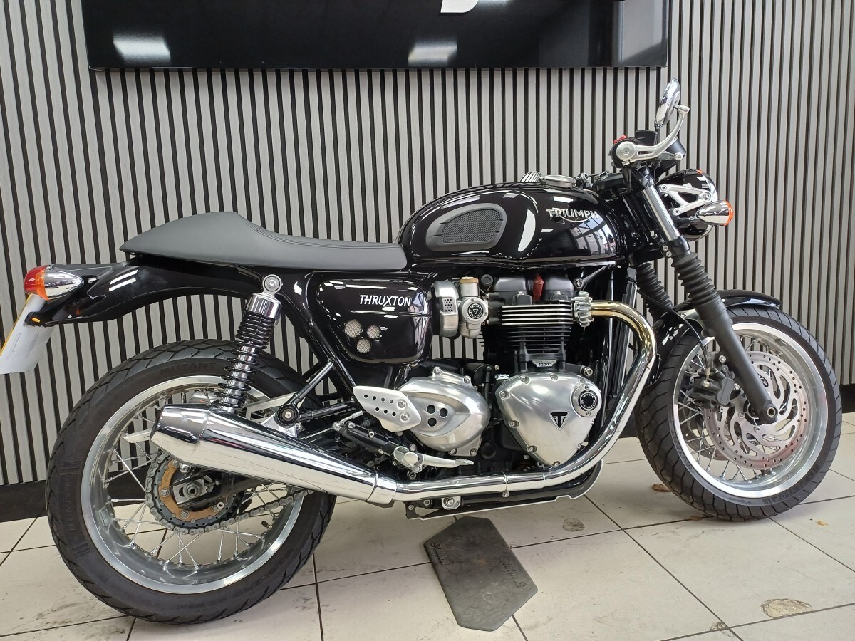Used Triumph THRUXTON 1200 2020 for sale - 78394984: Photo 5