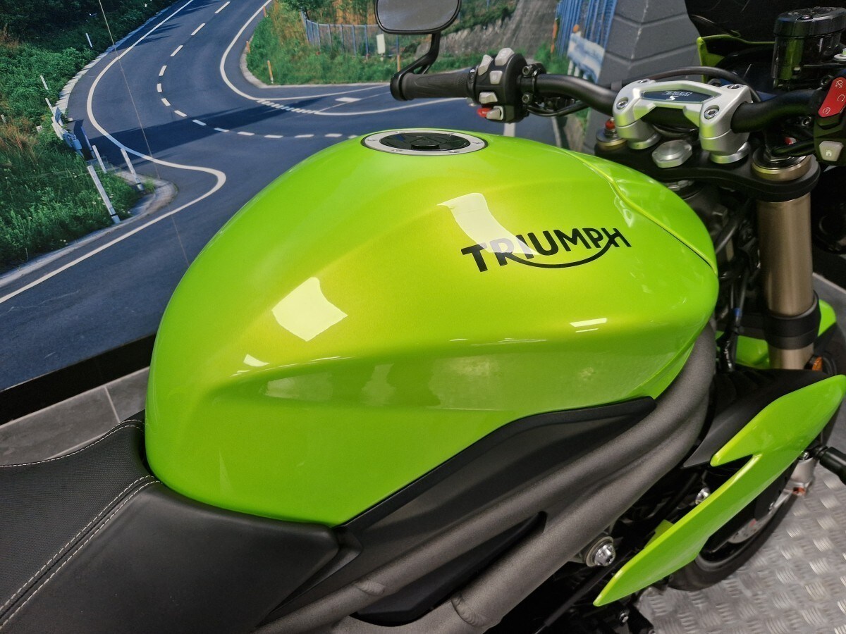 Used Triumph SPEED TRIPLE S 1050 2020 for sale - 78394203: Photo 9