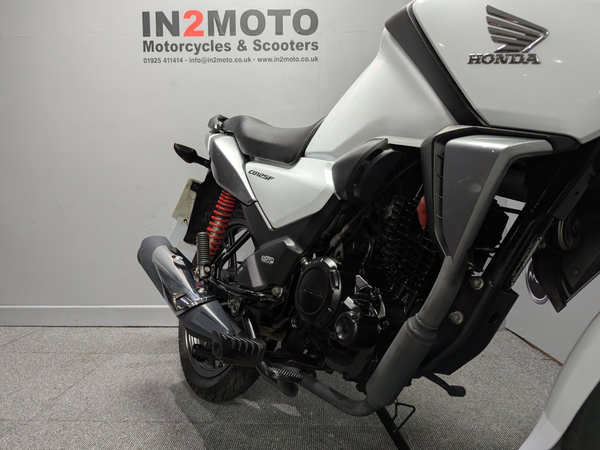 Used Honda CB125F M-M 2022 for sale - 78395293: Photo 6