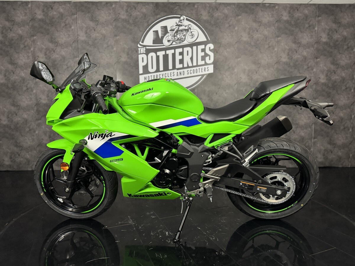 Used Kawasaki Ninja 125 for sale - 78396205: Photo 5