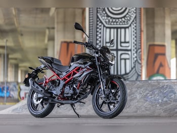 Used Benelli BN 125 undefined for sale - bike-79353567: Photo