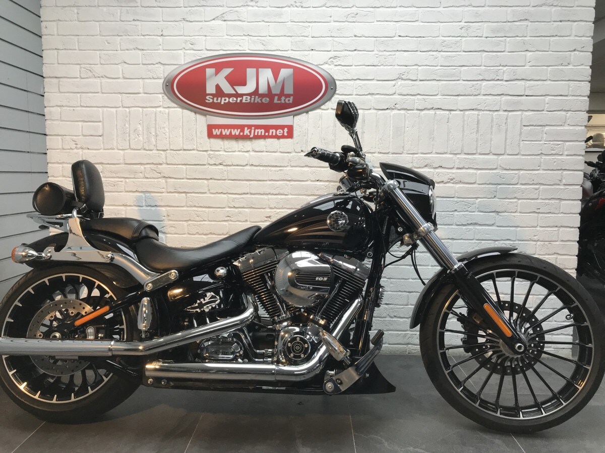 Used Harley-Davidson FXSB BREAKOUT 2017 for sale - 78393141: Photo 13