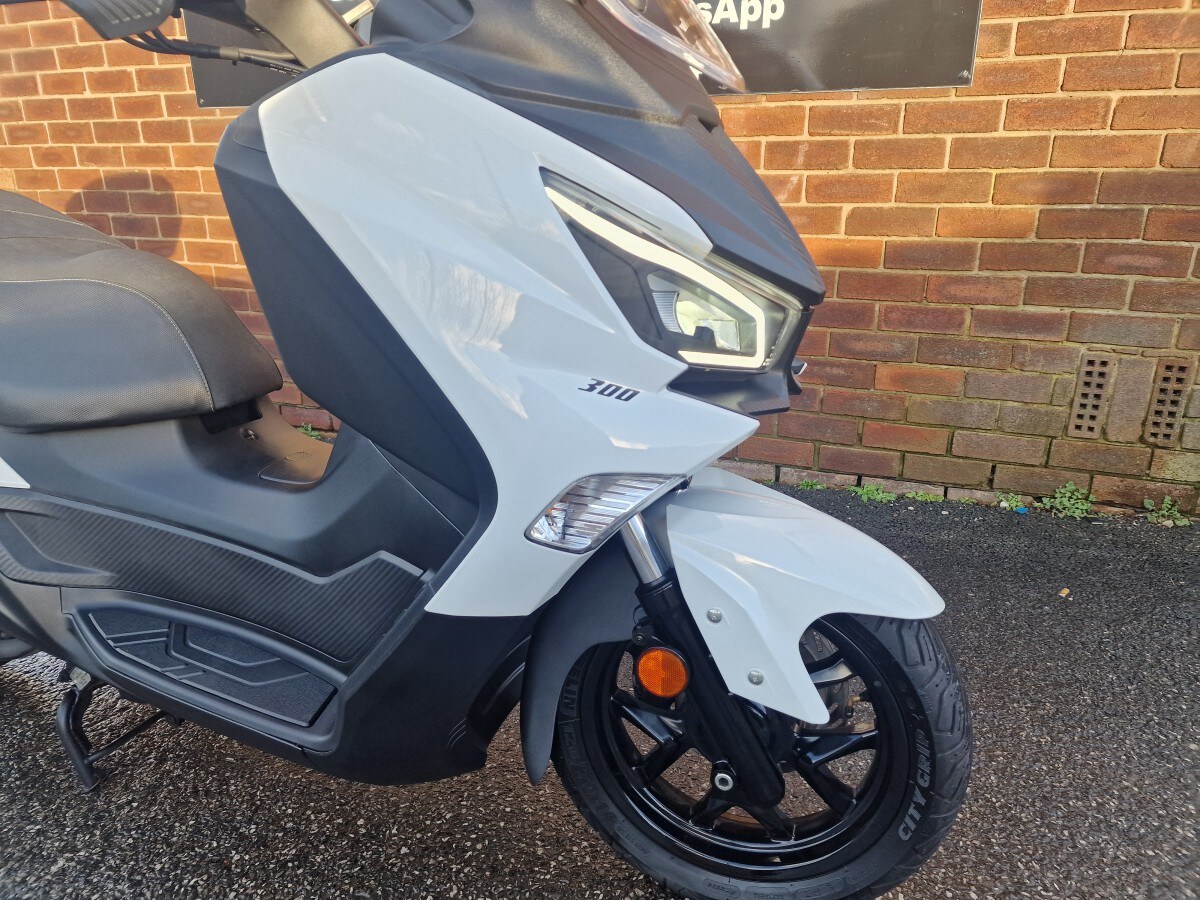 Used SYM JOYMAX Z 300 E5 2022 for sale - 78393370: Photo 6