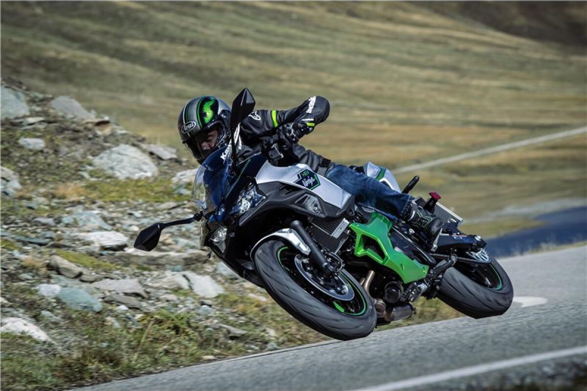 Used Kawasaki Ninja 7 Hybrid for sale - 78668461: Photo 10