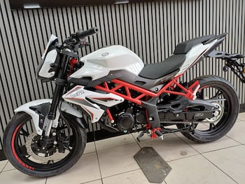 Used Benelli BN125 undefined for sale - bike-78395359: Photo