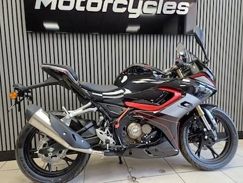 Used QJMOTOR SRK 125 R undefined for sale - bike-78395832: Photo