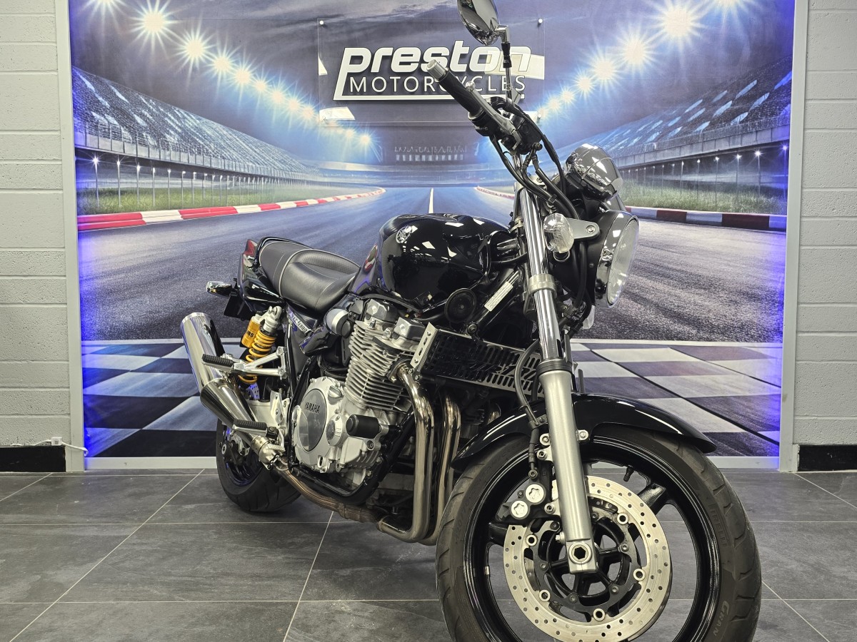 Used Yamaha XJR 1300 2007 for sale - 78446135: Photo 2