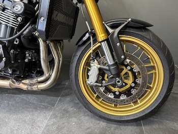 Used Kawasaki ZR 900 NRFNB 2024 for sale - bike-78394420: Photo