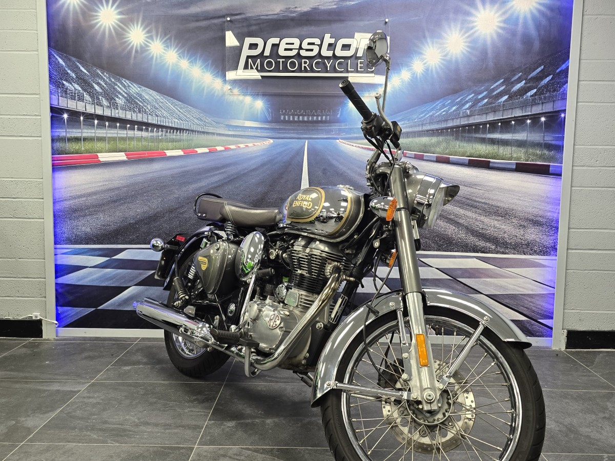 Used Royal Enfield CLASSIC CHROME 2017 for sale - 78394065: Photo 2