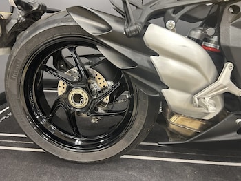 Used MV Agusta Superveloce 800 2023 for sale - bike-79261646: Photo