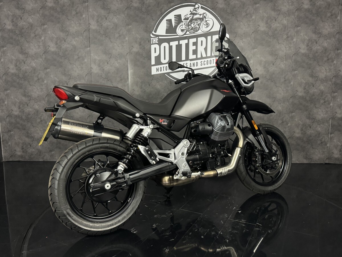 Used Moto Guzzi V85 STRADA 2024 for sale - 78397581: Photo 6