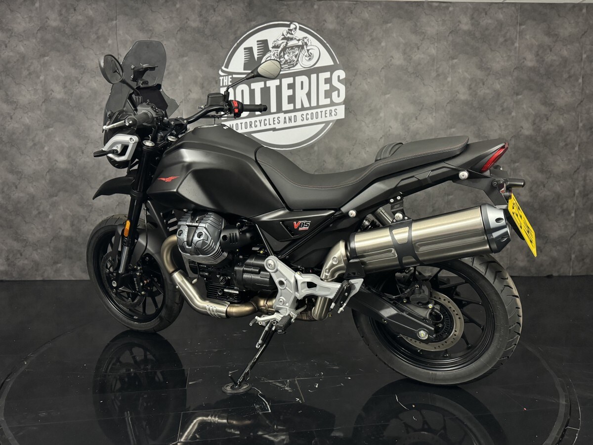 Used Moto Guzzi V85 STRADA 2024 for sale - 78397581: Photo 7