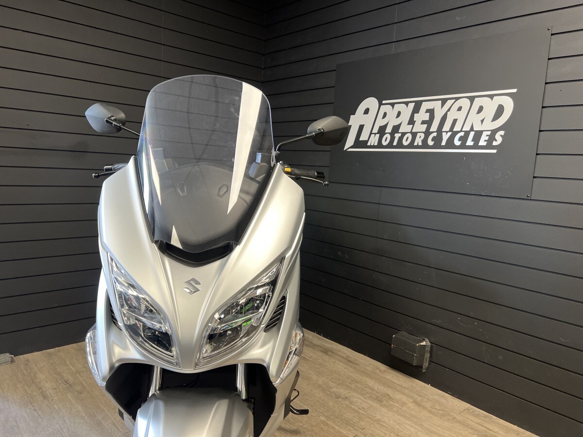 Used Suzuki Burgman 400 Euro 5 for sale - 78395048: Photo 2