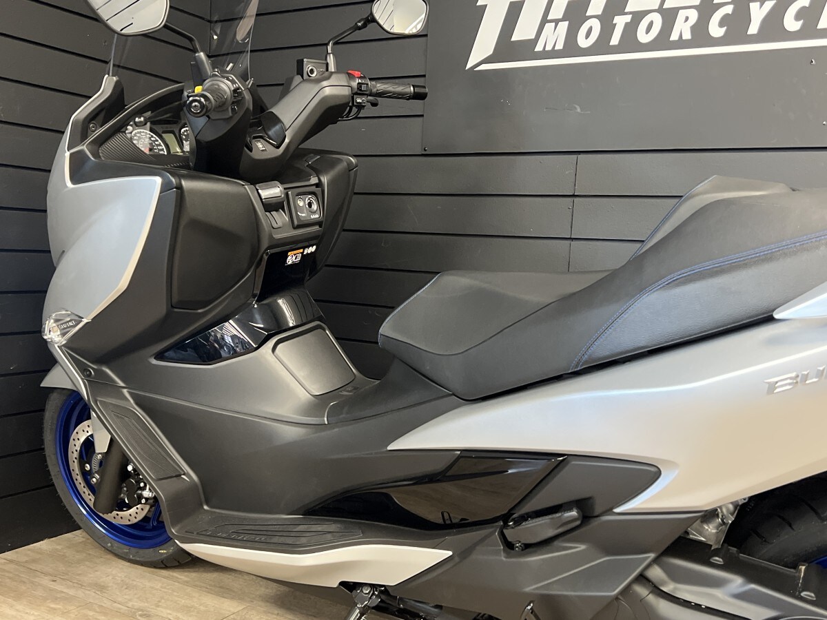 Used Suzuki Burgman 400 Euro 5 for sale - 78395048: Photo 9