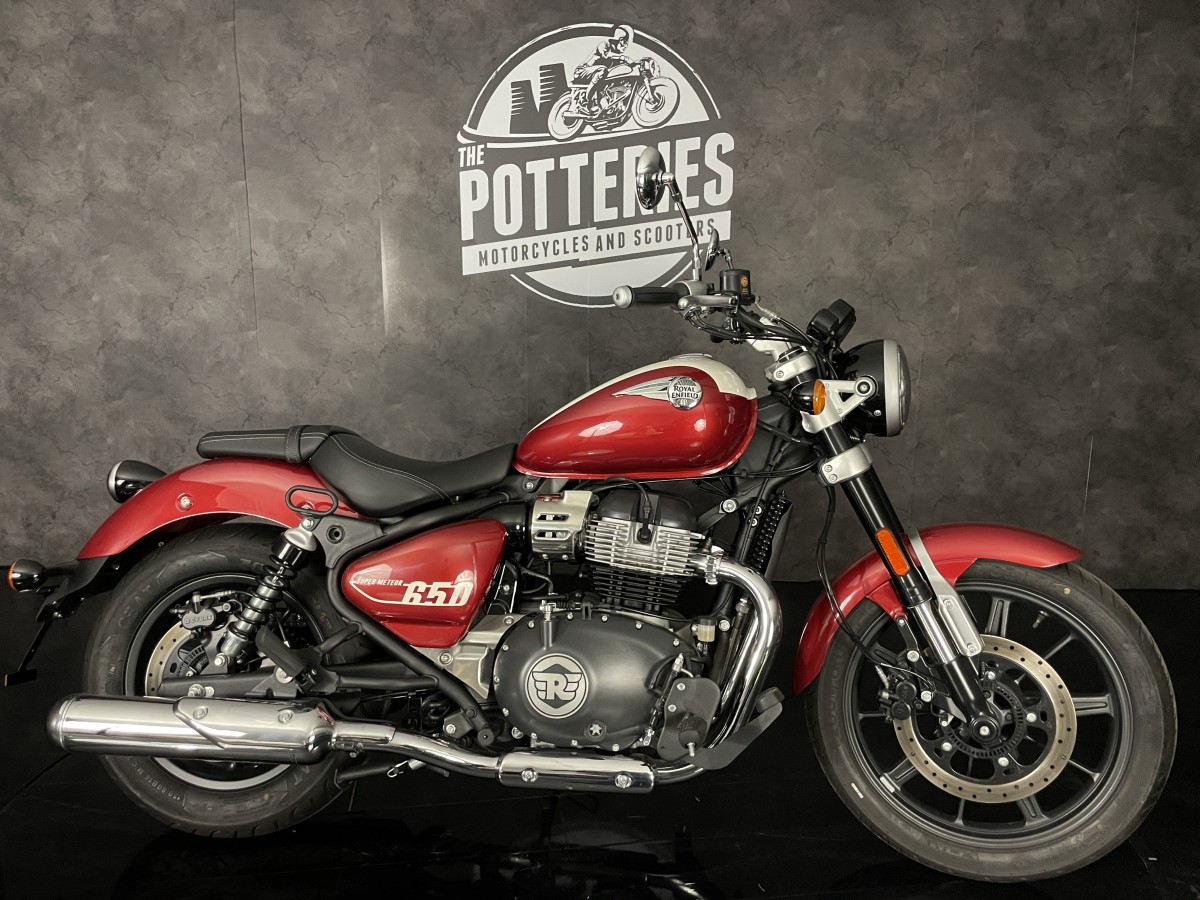 Used Royal Enfield SUPER METEOR 650 Celestial for sale - 78397012: Photo 2