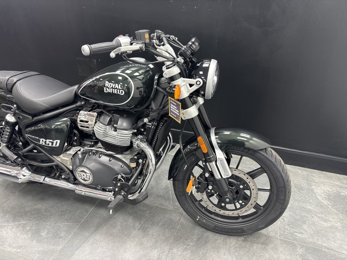 Used Royal Enfield SUPER METEOR 650 for sale - 78395156: Photo 5