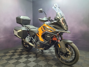 Used KTM 1290 SUPER ADVENTURE S 2023 for sale - bike-78409704: Photo