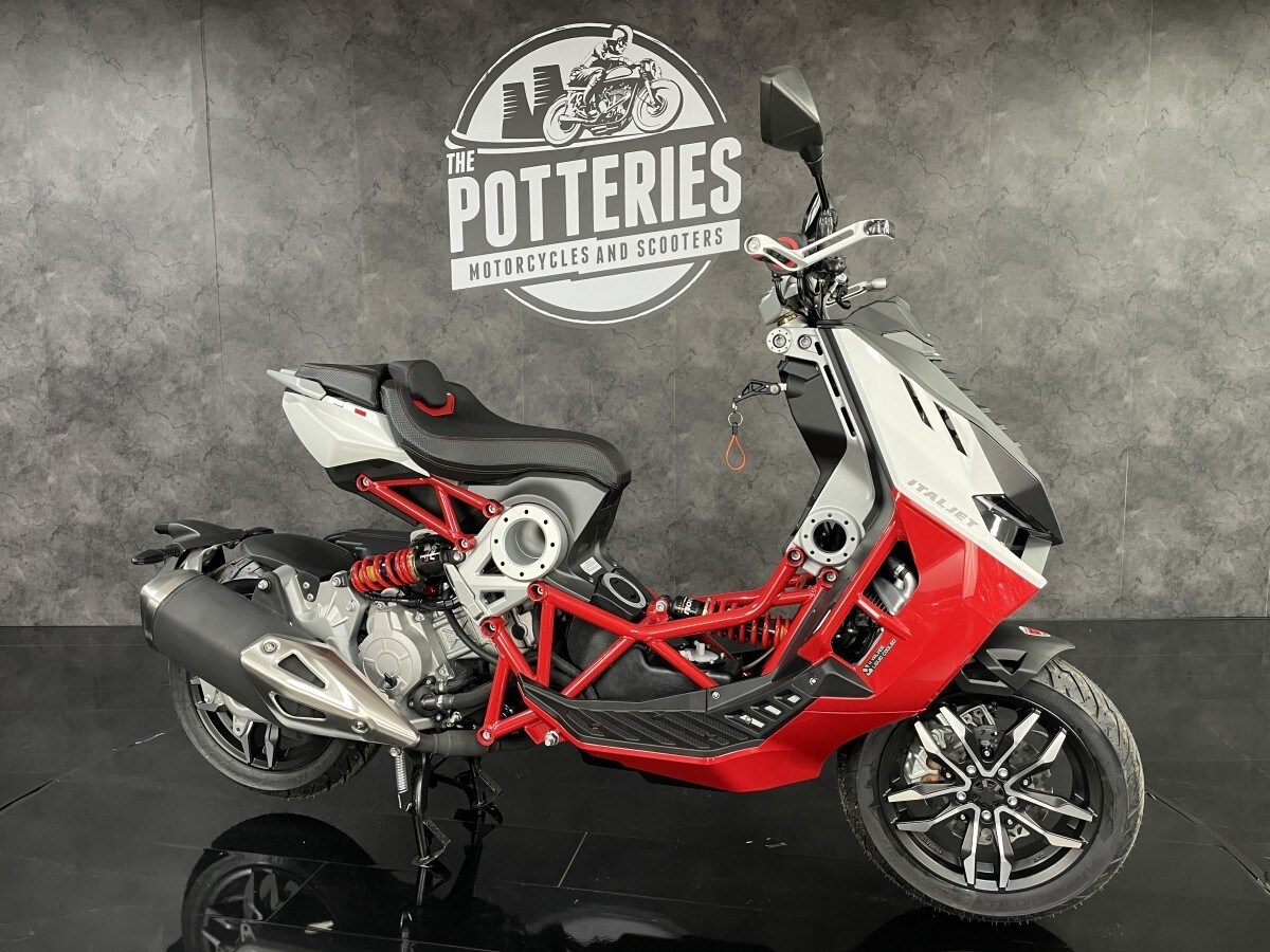 Used Italjet Dragster 200 for sale - 78396362: Photo 2