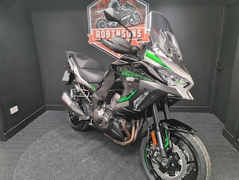 Used Kawasaki Versys 1000 S KLZ1000ERFNN BK1 undefined for sale - bike-78396684: Photo