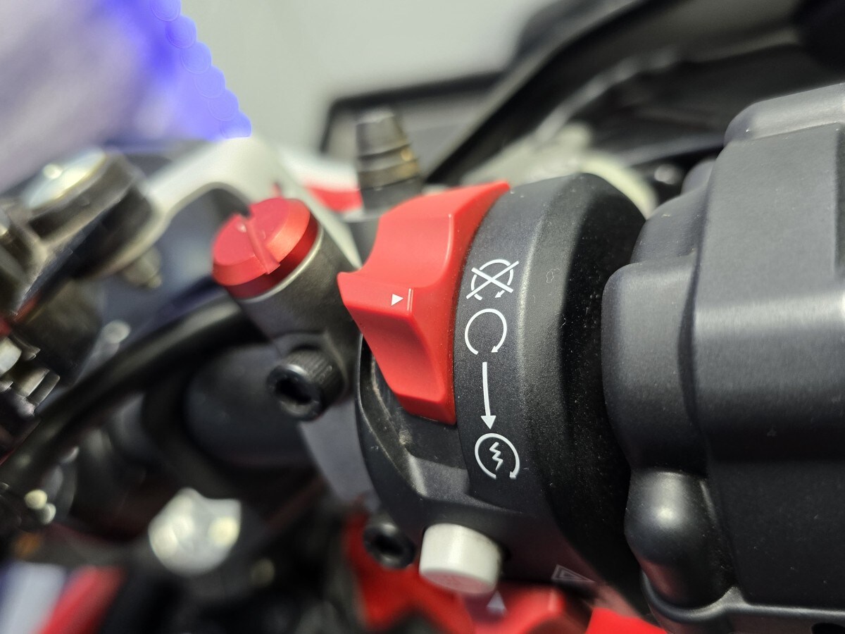 Used Ducati HYPERMOTARD 950 SP 2020 for sale - 78871381: Photo 14