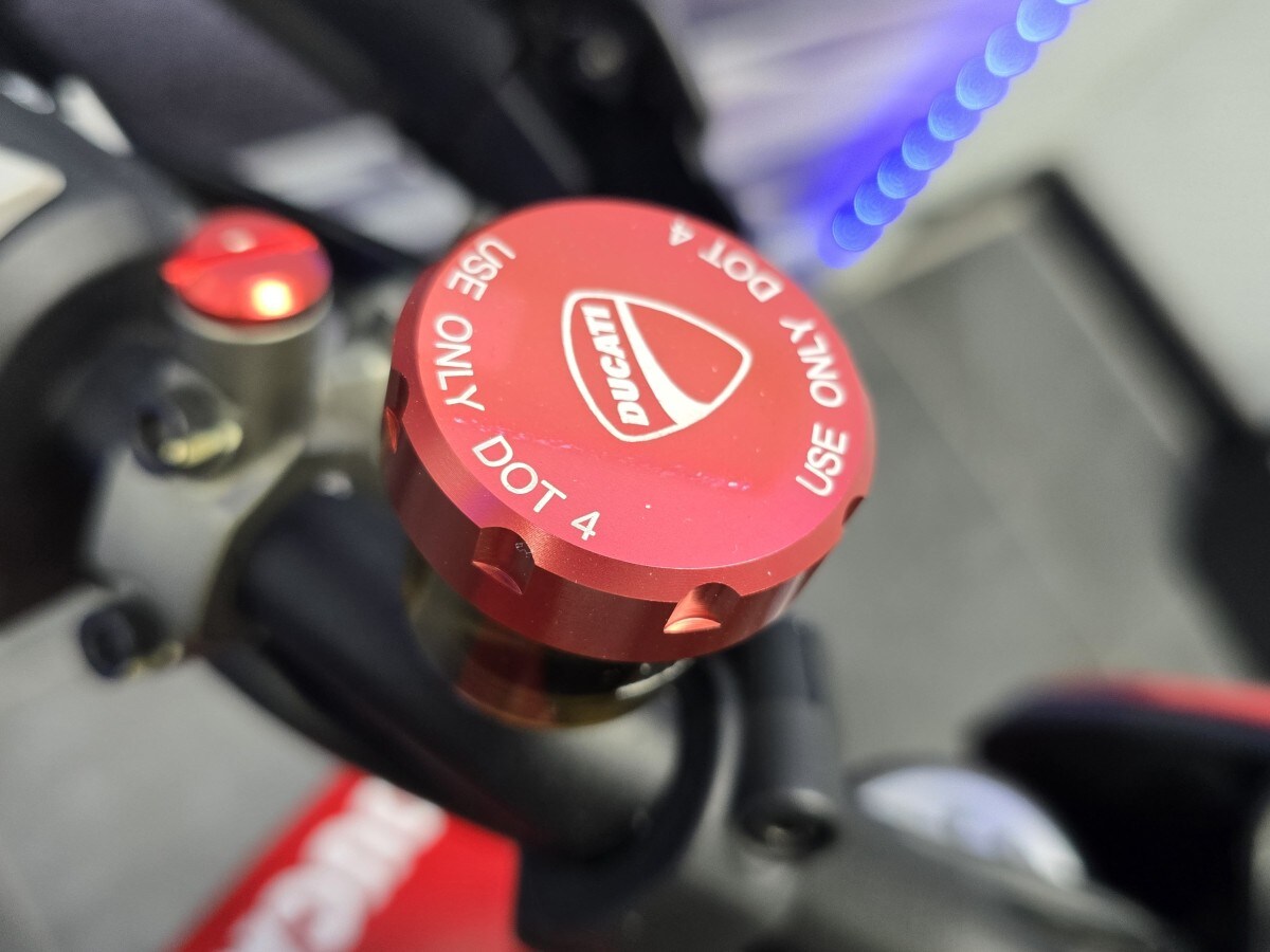 Used Ducati HYPERMOTARD 950 SP 2020 for sale - 78871381: Photo 16