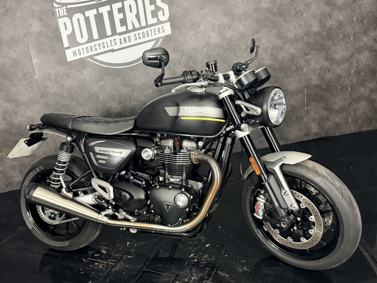 Used Triumph SPEED TWIN 2021 for sale - 78470438: Photo 3