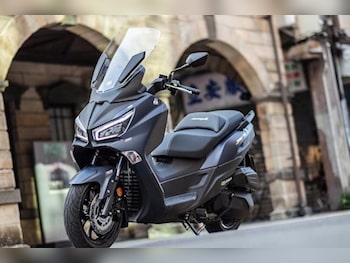 Used SYM Joymax Z+ 300cc undefined for sale - bike-78395488: Photo
