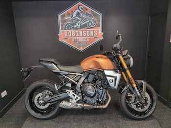 Used Suzuki GSX-8T undefined for sale - bike-78396613: Photo