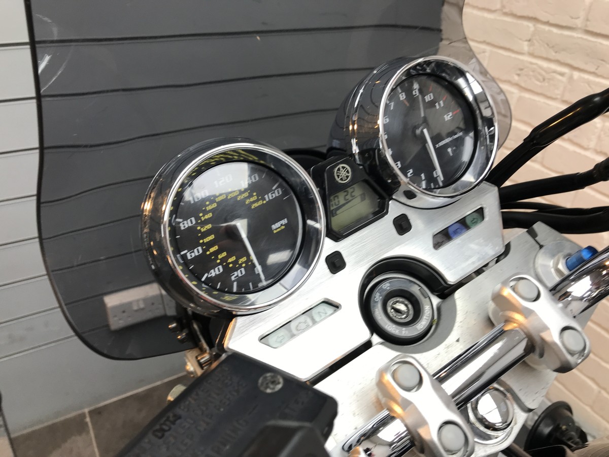 Used Yamaha XJR 1300 2004 for sale - 78393950: Photo 12
