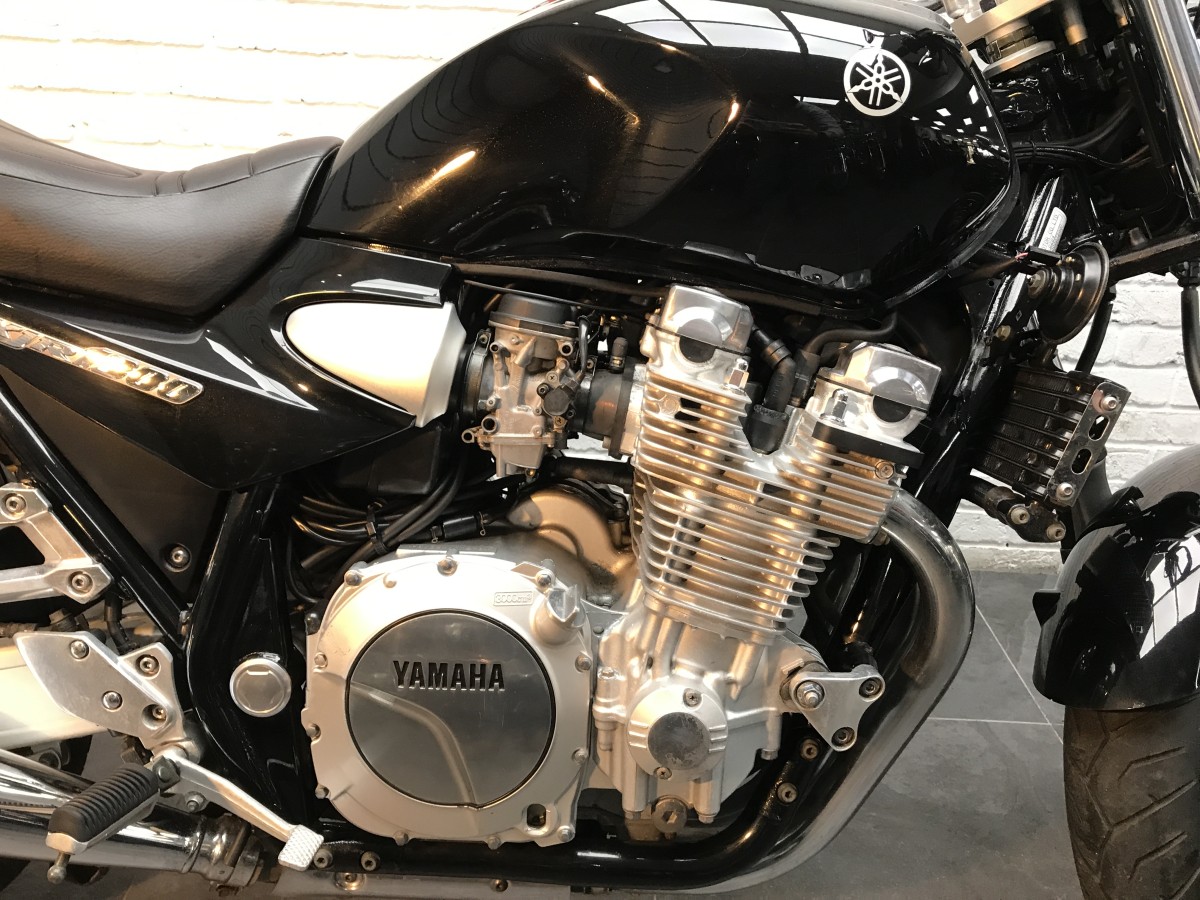 Used Yamaha XJR 1300 2004 for sale - 78393950: Photo 4
