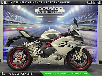 Used QJMOTOR SRK 921 RR 2026 for sale - bike-78745979: Photo