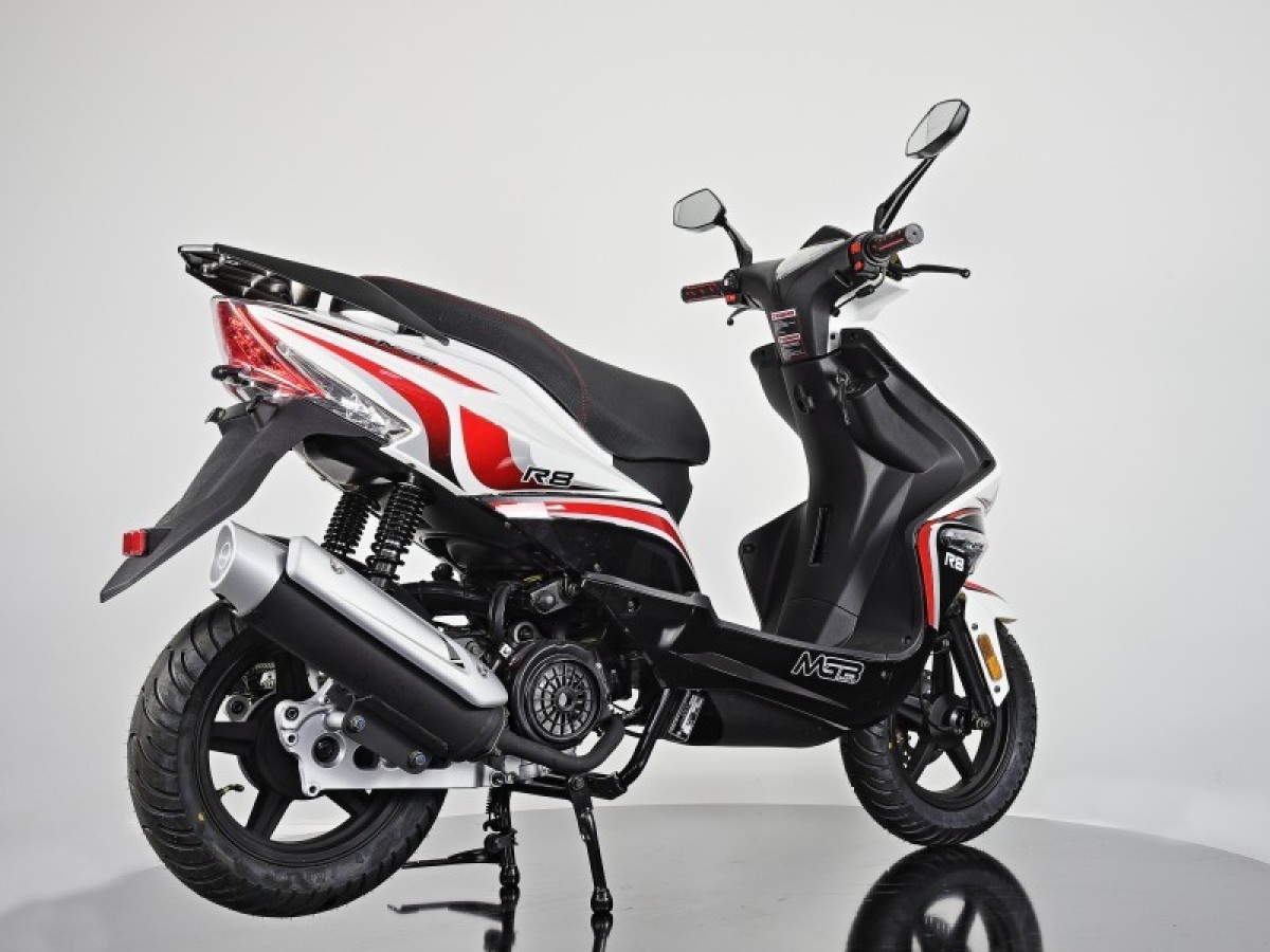 Used MG R8 50cc for sale - 78393829: Photo 2