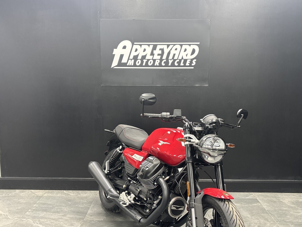 Used Moto Guzzi V7 Sport for sale - 78394813: Photo 2