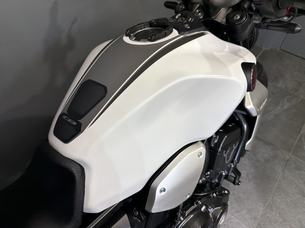 Used Honda CB 1000 RA-L 2020 for sale - 78513101: Photo 7