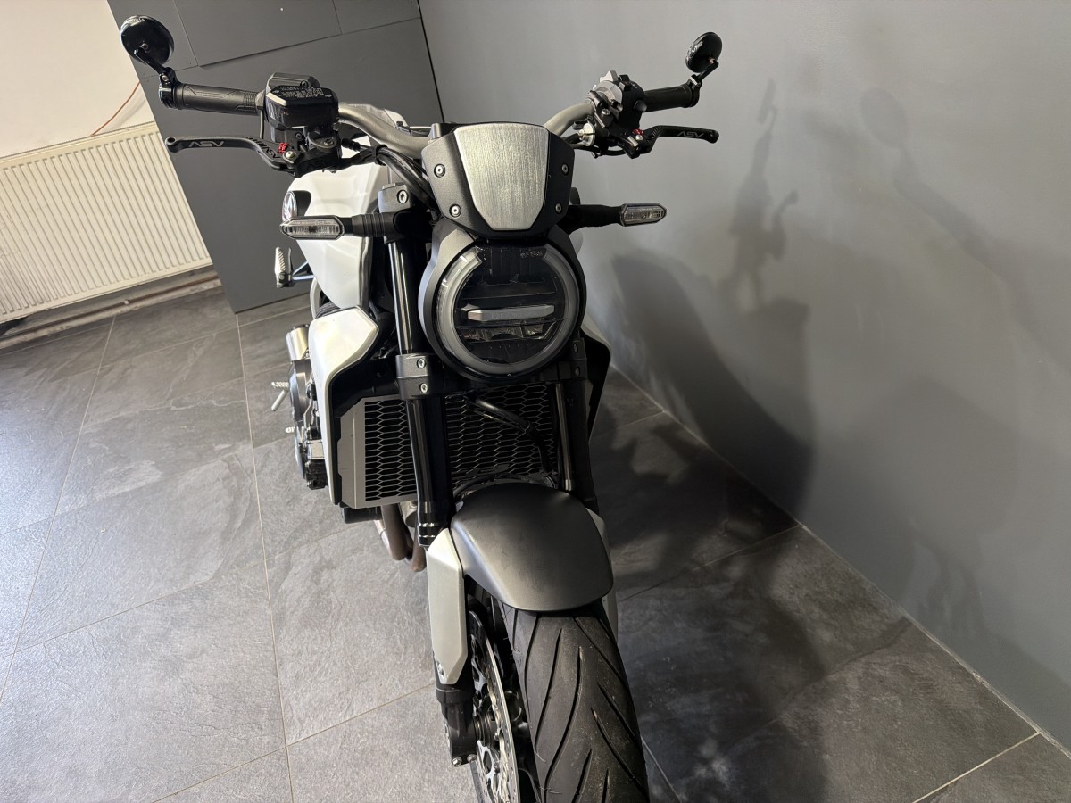 Used Honda CB 1000 RA-L 2020 for sale - 78513101: Photo 9