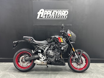 Used Suzuki GSX-8TT undefined for sale - bike-78395112: Photo