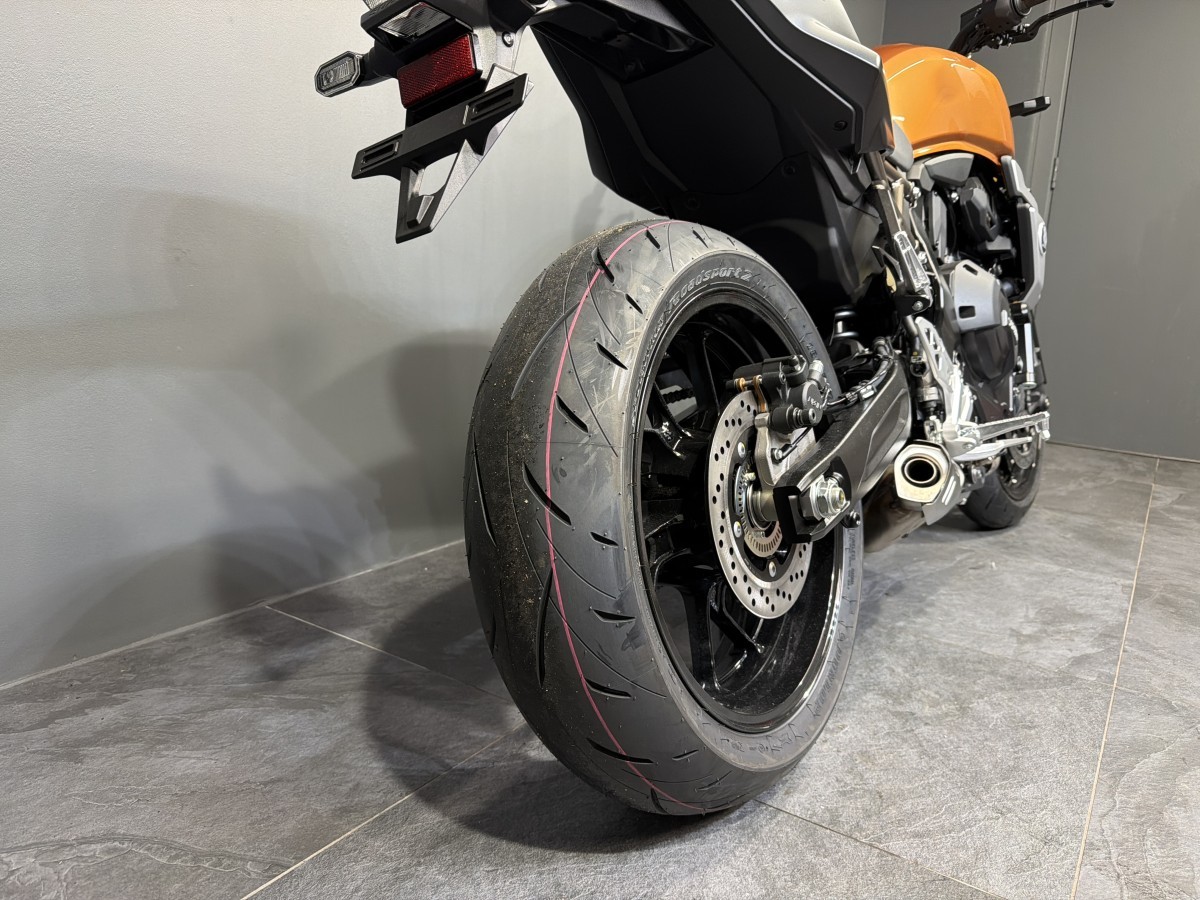 Used Suzuki GSX-8T 2025 for sale - 78395641: Photo 6
