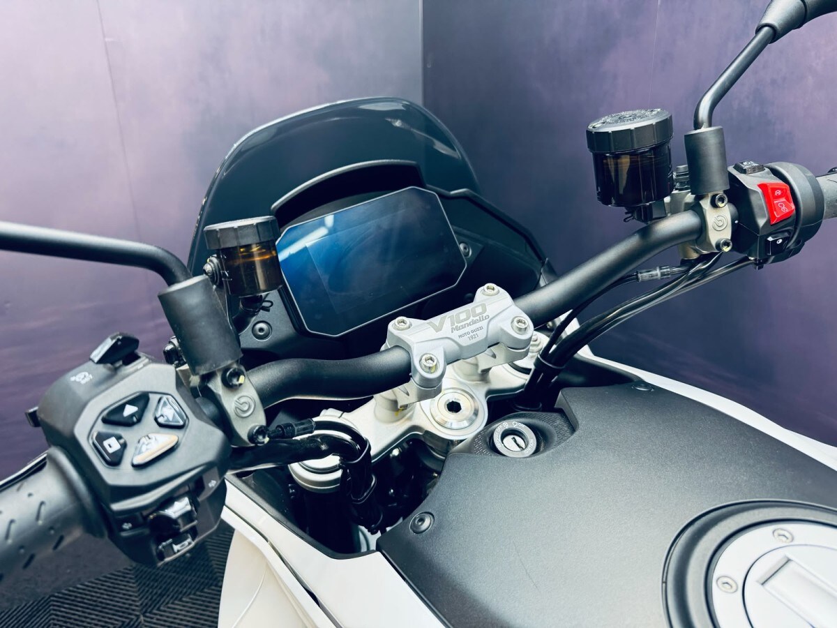 Used Moto Guzzi V100 MANDELLO 2023 for sale - 78510360: Photo 7