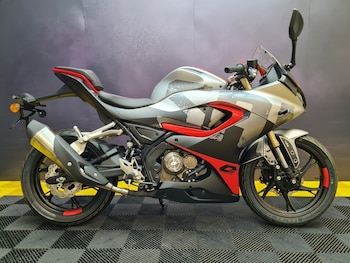 Used QJMOTOR SRK 125 R undefined for sale - bike-78395945: Photo
