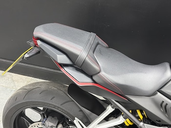 Used Honda CBR 650 R 2019 for sale - bike-78765532: Photo