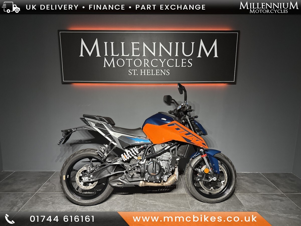 Used KTM 125 DUKE SPECIAL INC FOC QUICK SHIFTER & FINANCE for sale - 78394537: Photo 2