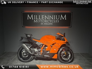 Used KTM 990 RC R 1 undefined for sale - bike-78395339: Photo