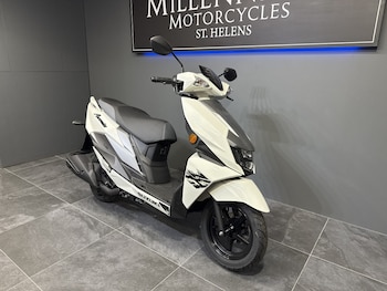 Used Suzuki AVENIS 125cc Pre-reg undefined for sale - bike-78395596: Photo