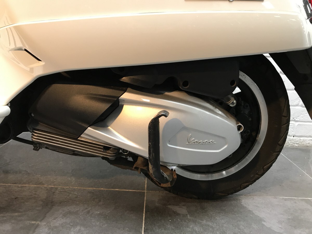 Used Piaggio VESPA GTS SUPER 300 HPS 2019 for sale - 78393488: Photo 8