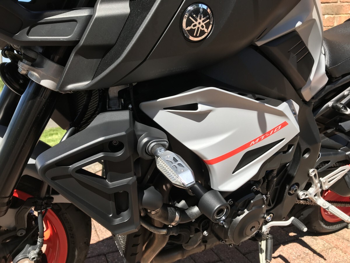 Used Yamaha MT-10 MTN1000 for sale - 78393927: Photo 11